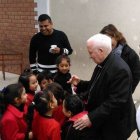 El cardenal arzobispo de Valencia, Antonio Cañizares, ha instado a las familias y profesores a defender la asignatura de Religión al no respetarse como se debe en colegios de toda España.