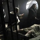 Fotograma de la serie Isabel, de Televisión Española, donde aparece Torquemada torturando a un acusado.