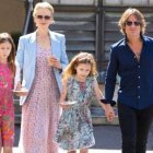 Nicole Kidman, la famosa actriz nacida en 1967,  siempre haprofesado "una firme fe" que le sirve "de guia". Así lo relató en una entrevista concedida a Vanity Fair. En portada, Kidman con Keith Urban y sus hijos.