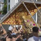 La Virgen del Rocío y la multitud en Almonte   en 2022, foto de A.Pérez