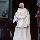 Las calles de Roma se convierten en un gigantesco belén viviente: artesanos, soldados... y personajes de la Biblia. El mismo Papa Francisco alentó a la celebración de esta iniciativa (FOTO: Alan Koppschall/CNA).