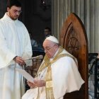 Francisco celebró Cristo Rey en la catedral de Asti y destacó que la realeza de Cristo se muestra en su cercanía con sus fieles. En el Ángelus, instó a los jóvenes a `ser inconformistas´" y evangelizar.
