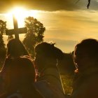 La iniciativa del discipulado siempre es de Dios; la respuesta, nuestra. E implica una cruz. Foto: Rita Laura / Cathopic.com