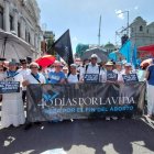 `Nuestra presencia delante de los centros de aborto es fundamental. No podemos consentir que las mujeres que se acercan allí piensen que es la única salida´, afirman los responsables de la organización provida.
