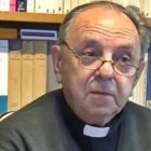 El obispo Juan María Uriarte ha sido señalado a su muerte como un gran hombre de oración. Públicamente es recordado por sus posicionamientos en los 'años de plomo' del terrorismo de ETA.