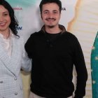 La actriz Angélica Chong, y el guionista Josepmaria Anglès posan presentando la película Guadalupe
