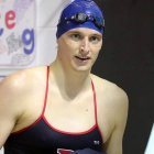 Lia Thomas, trans que compite en la NCAA de EEUU en categoría femenina, está batiendo todos los récords.