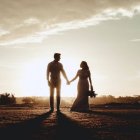 San Agustín ve en el matrimonio tres bienes: los hijos, la fidelidad mutua y el sacramento. Foto: Jonathan Borba / Unsplash.