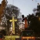 La Cruz del Parque Ribalta en Castellón de la Plana fue retirada el 4 de enero de 2023 y trasladada a la parroquia de Santo Tomás de Villanueva.