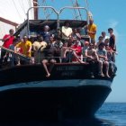 El Bel Spoir II es una goleta que llevará sucesivamente 8 tripulaciones de 25 jóvenes en un itinerario de paz, escucha y diálogo