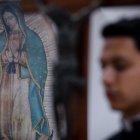La tilma de Guadalupe no solo obró el milagro de la conversión masiva de un continente en muy poco tiempo: la propia tilma es un milagro.