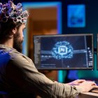 "Si la IA pudo esclavizarme a mí, ¿cuál podría ser el impacto si la IA se vuelve omnipresente para toda una generación?", se plantea Robin Mark Phillips.