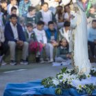 La devoción a la Santísima Virgen siempre ha encontrado en las flores una forma popular de expresión.