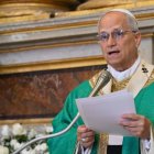 El Papa celebró misa en la parroquia de Santo Tomás de Villanueva en Castel Gandolfo.