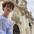 Nicola Camporiondo en una foto de 2022, poco después de asumir como suya la fe heredada en la familia