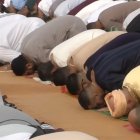 Los que deberían ser alfiles de la ciudadela cristiana asediada por sus enemigos se convierten en notarios de la capitulación.