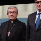 El arzobispo Luis Argüello y el Presidente de la Generalitat catalana, Salvador Illa, hablaron de política y polaridad en la Fundación Pablo VI