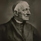 La perfección doctrinal de John Henry Newman y su influencia en vida y póstuma en forma de conversiones justifican su proclamación como Doctor de la Iglesia.