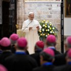 León XIV se dirige a la asamblea plenaria del episcopado italiano en Asís tras rezar unos minutos ante la tumba de San Francisco.