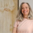 Jennifer S. Bryson era agnóstica y estaba estudiando comunismo en la Alemania comunista, cuando Dios le salió al encuentro de golpe