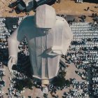 La estatua de San Charbel, en el día de su festiva inauguración.