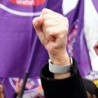 El feminismo ha consagrado el dogma locoide de que la mujer nunca miente, nunca obra malignamente, nunca concibe pensamientos perversos.