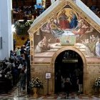 La pequeña iglesia de la Porciúncula, en el interior de la basílica de Santa María de los Ángeles en Asís.