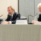 Catherine L'Ecuyer, el portugués Nuno Crato e Inger Enkvist, de izquierda a derecha, en un encuentro de Fundación CLE en 2025