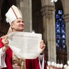 Ronald Hicks en su toma de posesión como arzobispo de Nueva York en la catedral de San Patricio en febrero de 2026