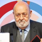 José Félix Tezanos, el activista socialista que controla los sondeos del CIS, habla de extrañas operaciones en la Iglesia