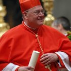 El cardenal Dolan en 2012, cuando recibió la birreta cardenalicia