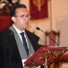 Javier Burrieza durante una de sus intervenciones cofrades en Valladolid. Cesión del autor.