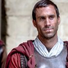 Joseph Fiennes es el centurión Clavius en la película Risen-Resucitado, de 2016