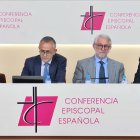 De izquierda a derecha en la foto: Sara de la Torre, Fernando Giménez Barriocanal, Yago de la Cierva y Josetxo Vera.