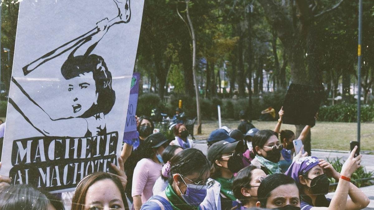 Una concentración de feministas.
