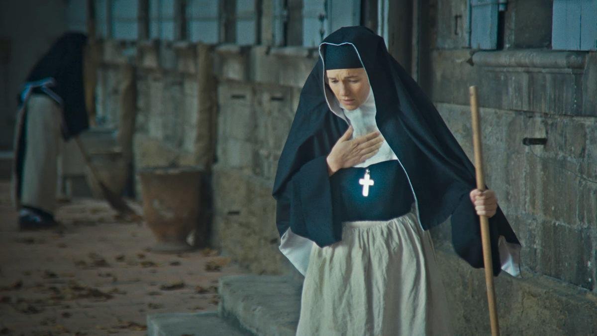 Julie Budria interpreta a Santa Margarita María Alacoque en 'Sacré-Coeur', que ya he llegado a un cuarto de millón de franceses.