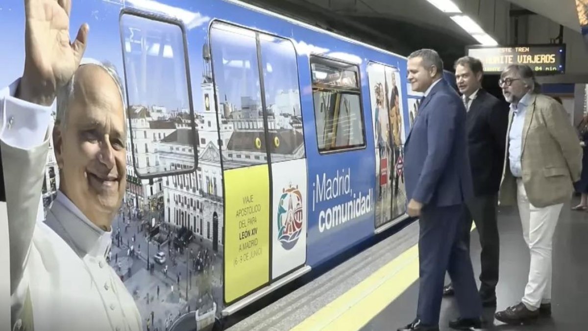 Recorrerá distintas estaciones de la red madrileña durante los días previos y posteriores a la visita.