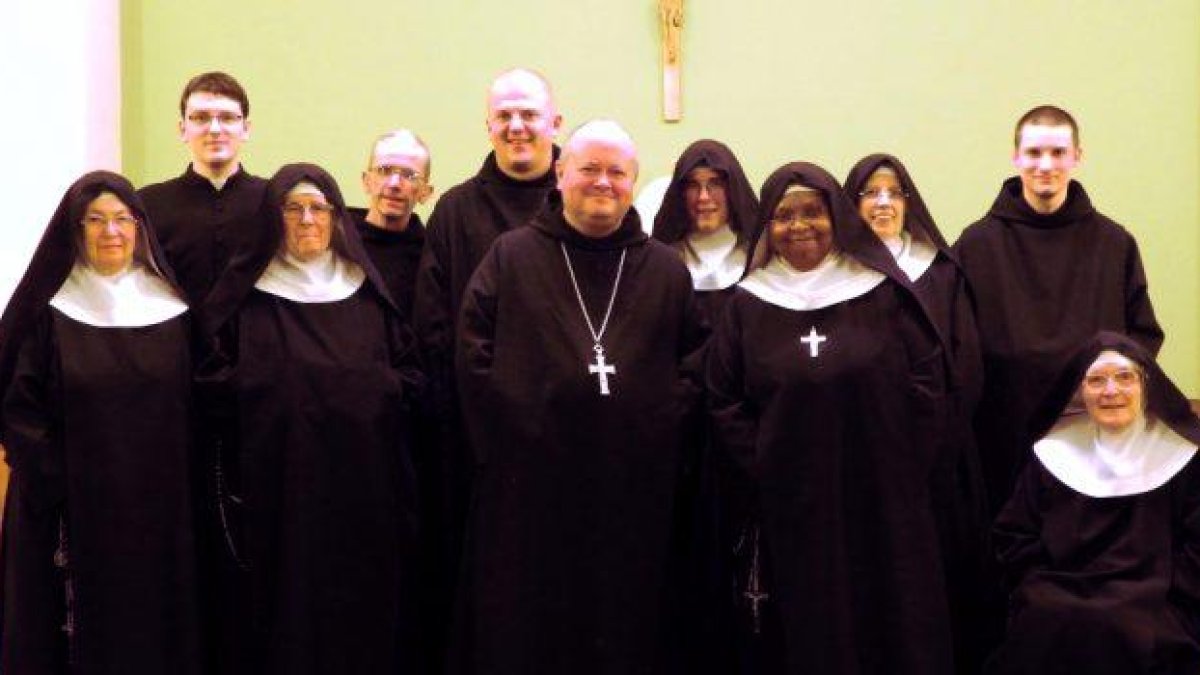 Eles perceberam que a vida religiosa dentro da Igreja da Inglaterra
