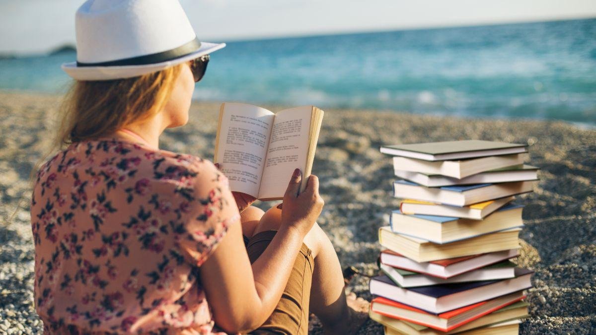 La lectura religiosa mantiene un fuerte interés entre los lectores españoles, con novedades y clásicos situados entre los títulos más vendidos de 2026.