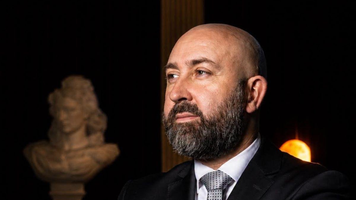 Guillaume Trichard, líder de los masones en Francia.