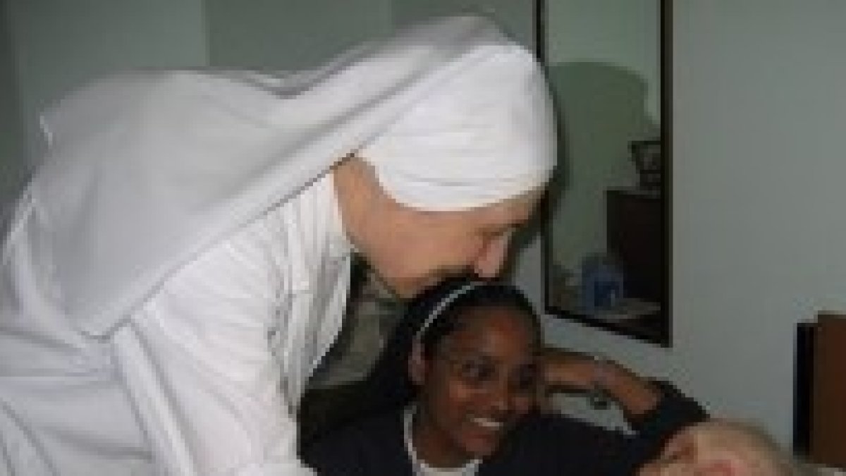 La Iglesia le ahorra al Estado miles de millones de euros con su labor asistencial y cultural