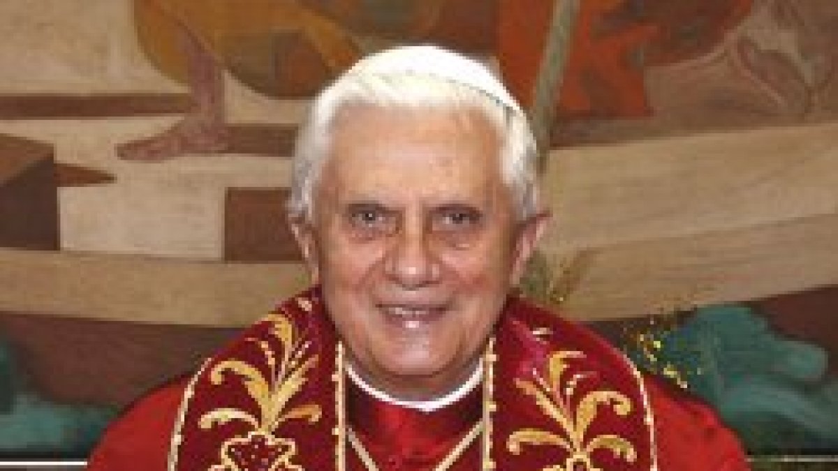 Benedicto XVI cree necesario un mayor testimonio cristiano en la Universidad