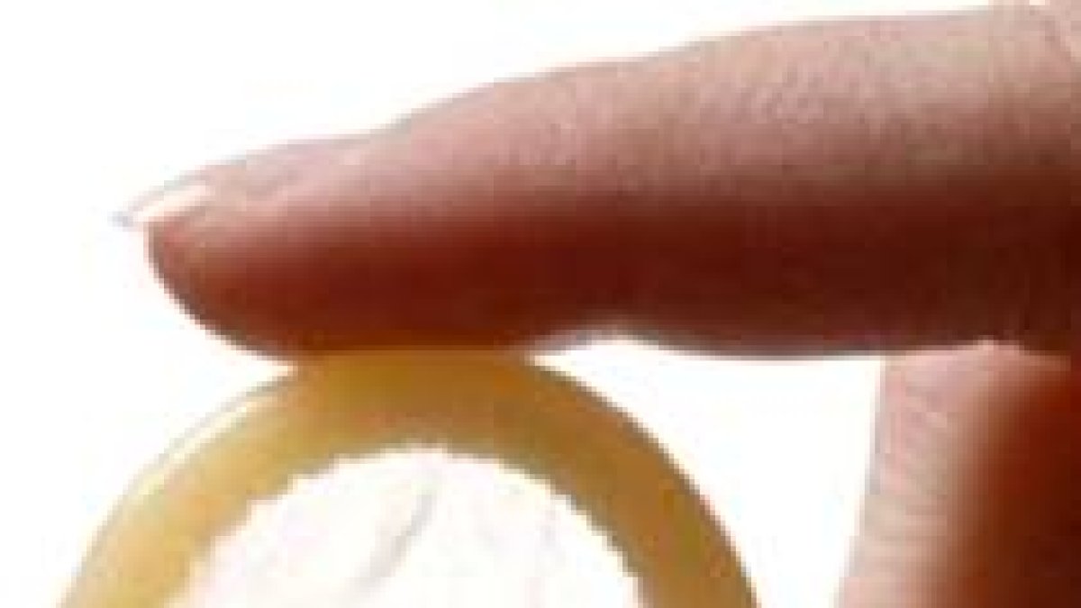 Numerosos estudios científicos cuestionan la eficacia del preservativo para prevenir el sida