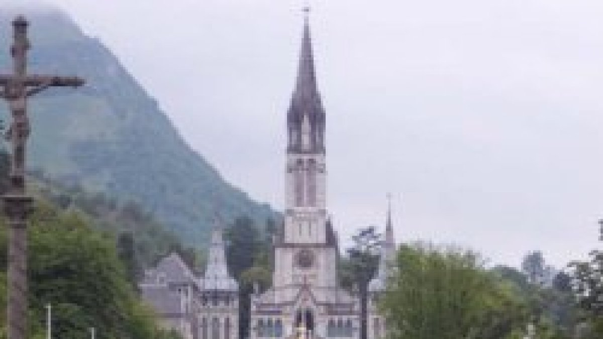 Cinco nuevos milagros en el santuario de Lourdes