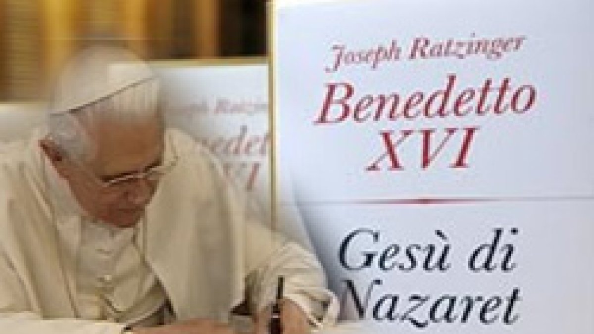 El «Jesús de Nazaret» de Benedicto XVI ya ha vendido más de 2,5 millones de ejemplares