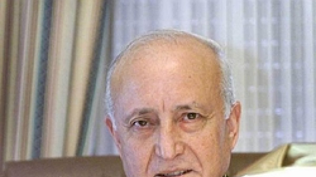 El cardenal García-Gasco advierte que el orden internacional está amenazado por el relativismo moral y jurídico