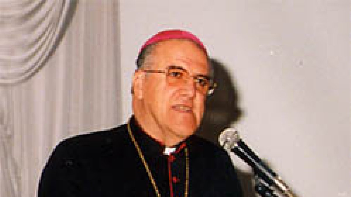 El Vaticano y miembros del gobierno de Berlusconi se oponen a la píldora abortiva