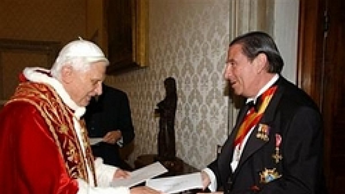 Francisco Vázquez:«Ni denuncia de los Acuerdos, ni eutanasia, ni más aborto»