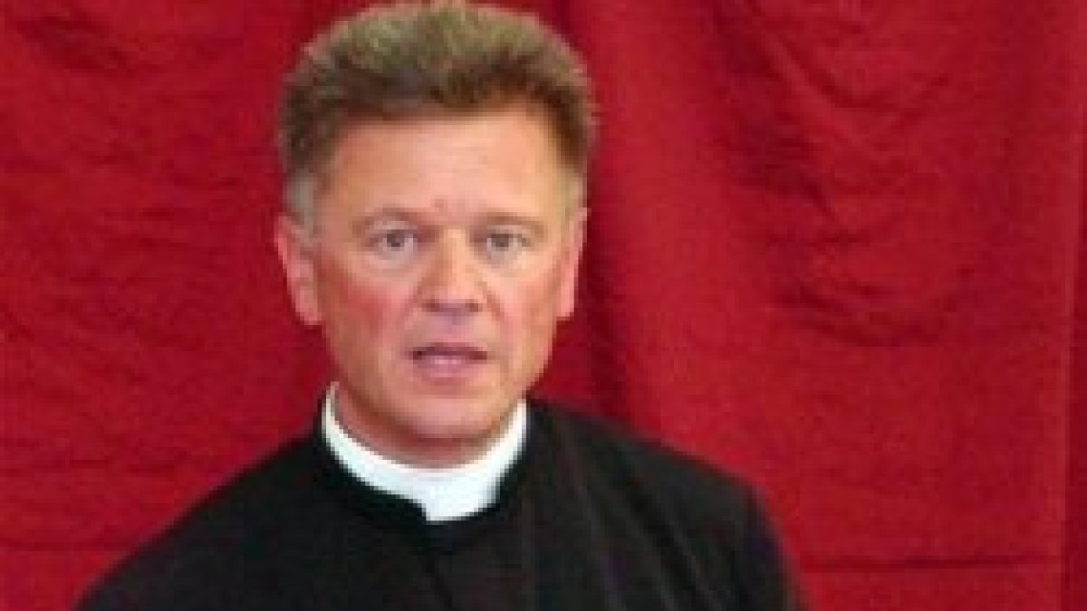 Expulsan de la FSSPX al sacerdote que llamó 