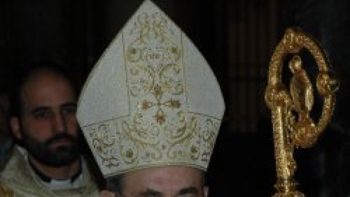 Más de un millar de sacerdotes podrán concelebrar en la toma de posesión de Asenjo